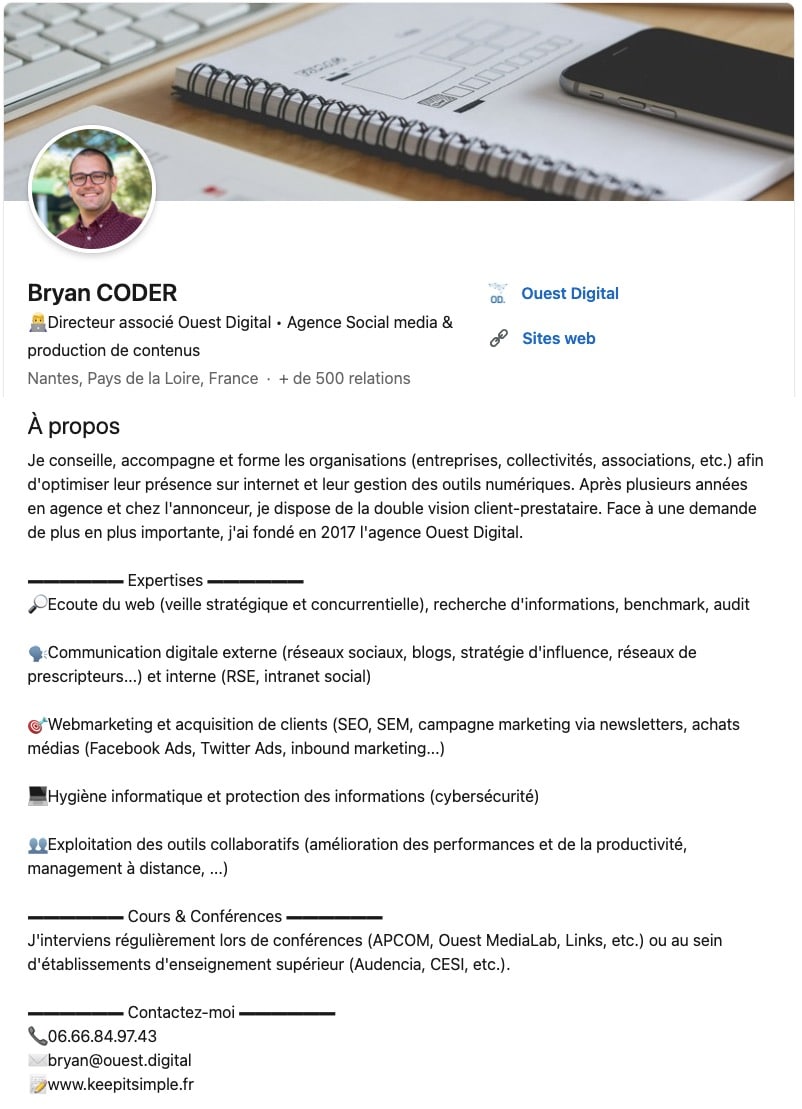 Exemple de bloc "infos", aussi appelé "résumé" ou "à propos" sur un profil Linkedin